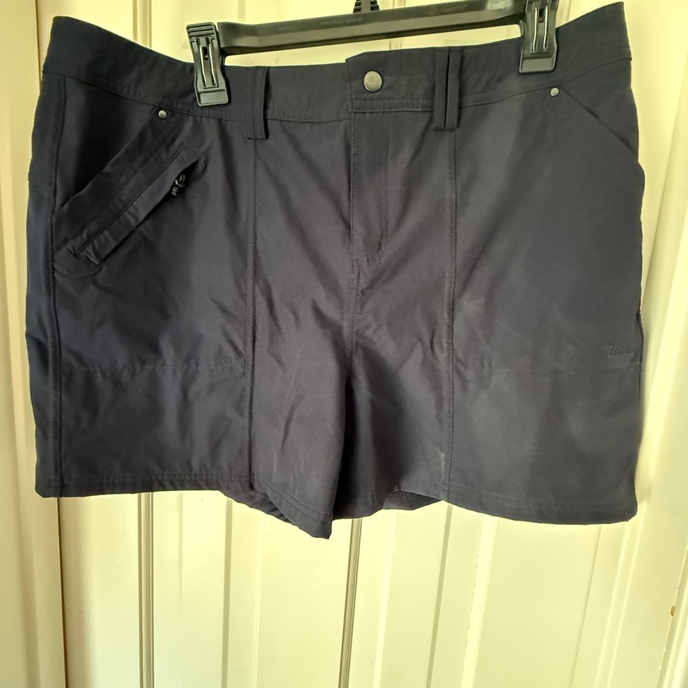 Men's Navy Shorts
